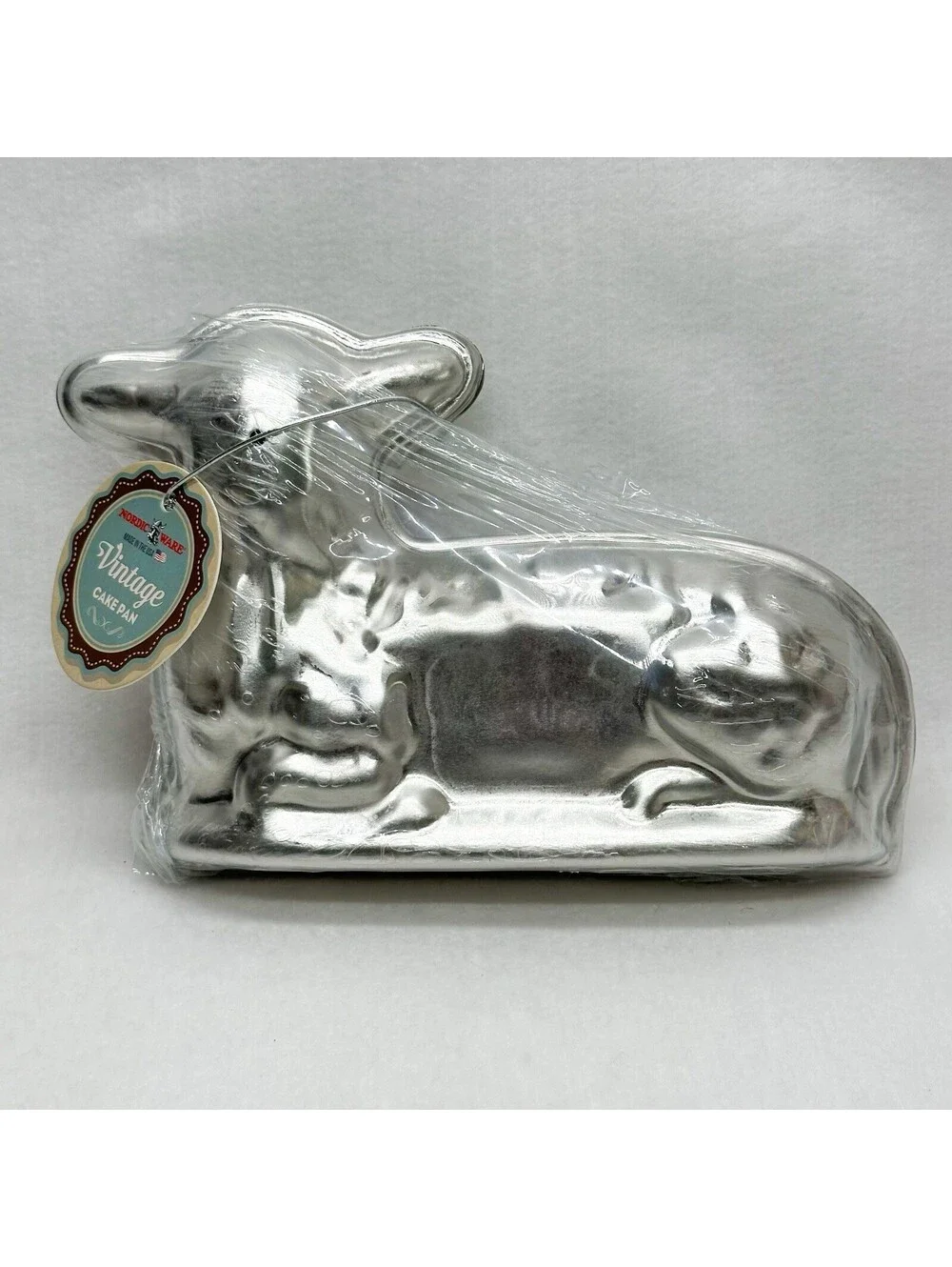 Nordic Ware 3D Lamb Two-piece Cake Pan Aluminum Brand New